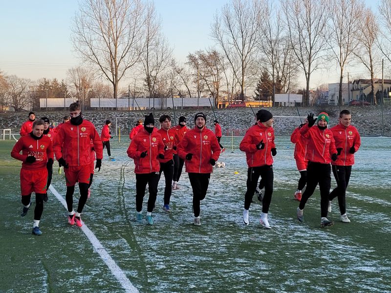 Na zdjęciu trening piłkarzy Lechii wn ramach przygotowań do rundy wiosennej
