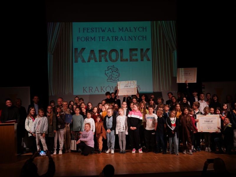 Na zdjęciu finaliści przeglądu teatralnego w Krakowie