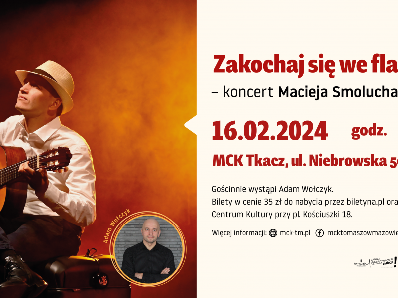 Na zdjęciu plakat koncertu Macieja Smołucha. Na plakacie zdjęcie artysty z gitarą